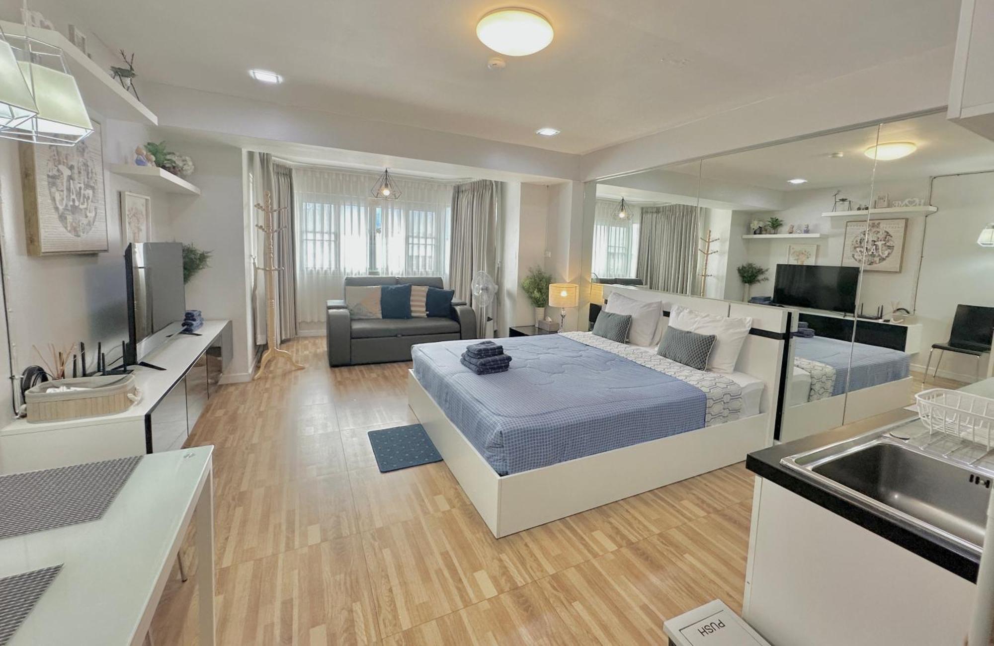 Cozy A At Nimman Studio Room In Condominium Чиангмай Экстерьер фото