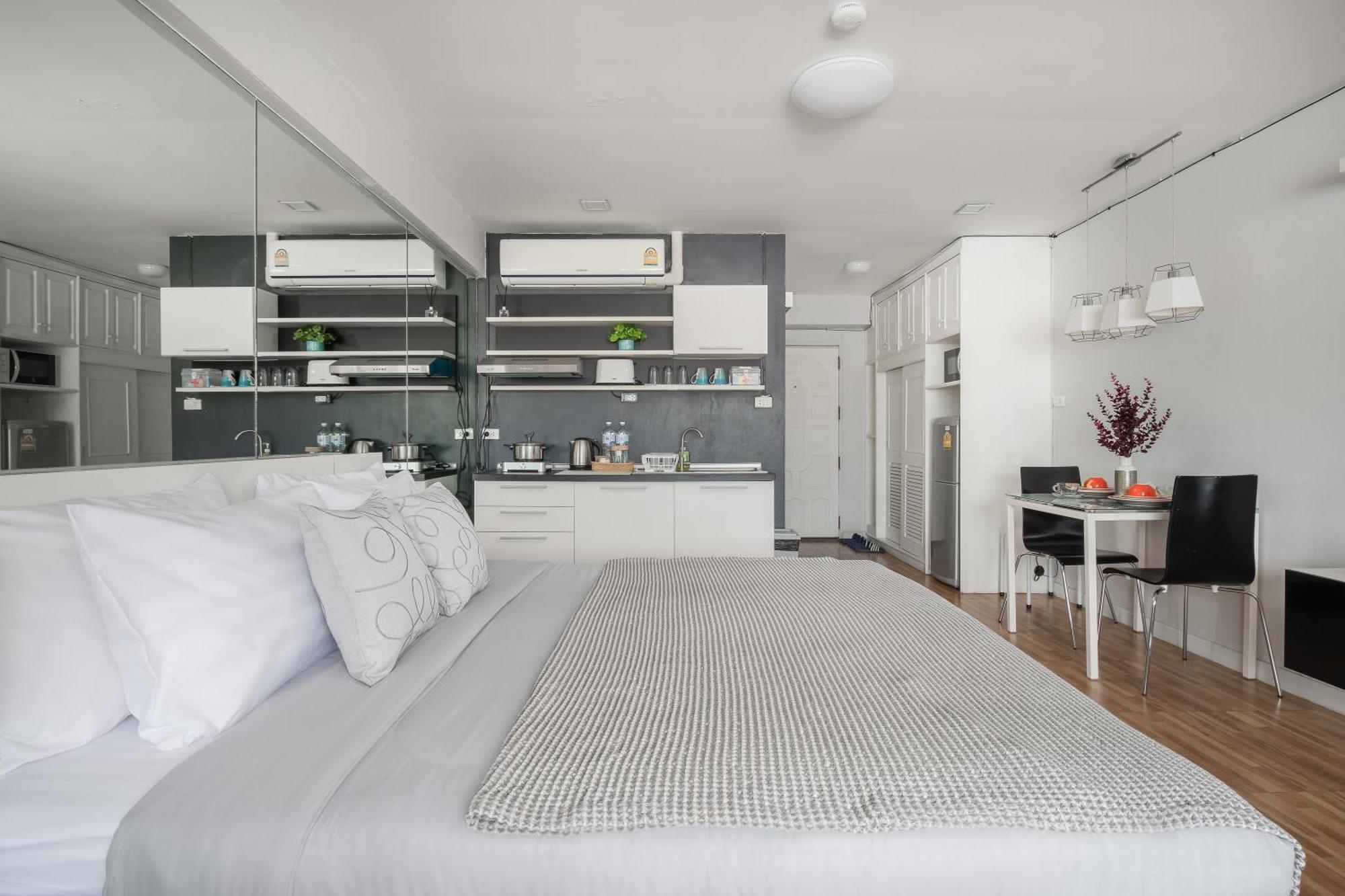 Cozy A At Nimman Studio Room In Condominium Чиангмай Экстерьер фото